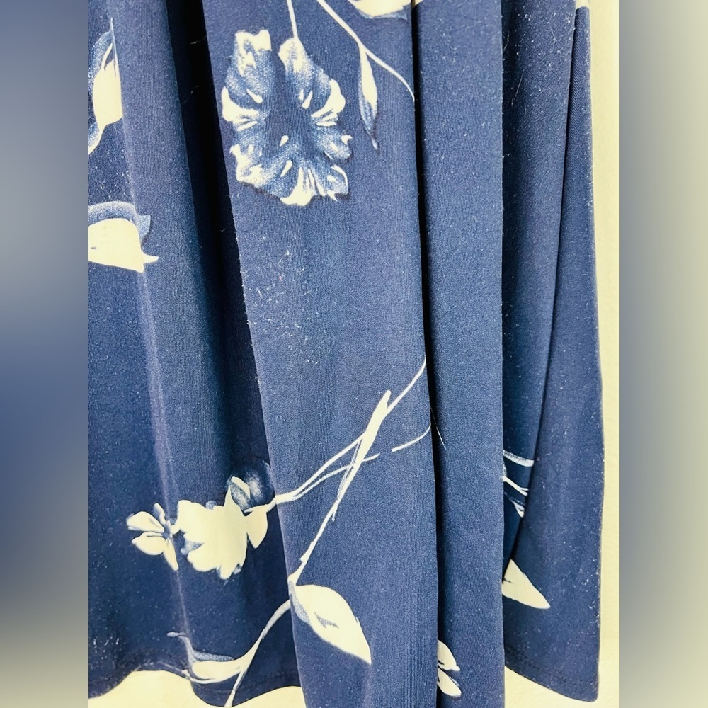 See You Monday Women’s Blue Floral Pleated Skirt Size Medium Elegant & Feminine - Picture 6 of 12